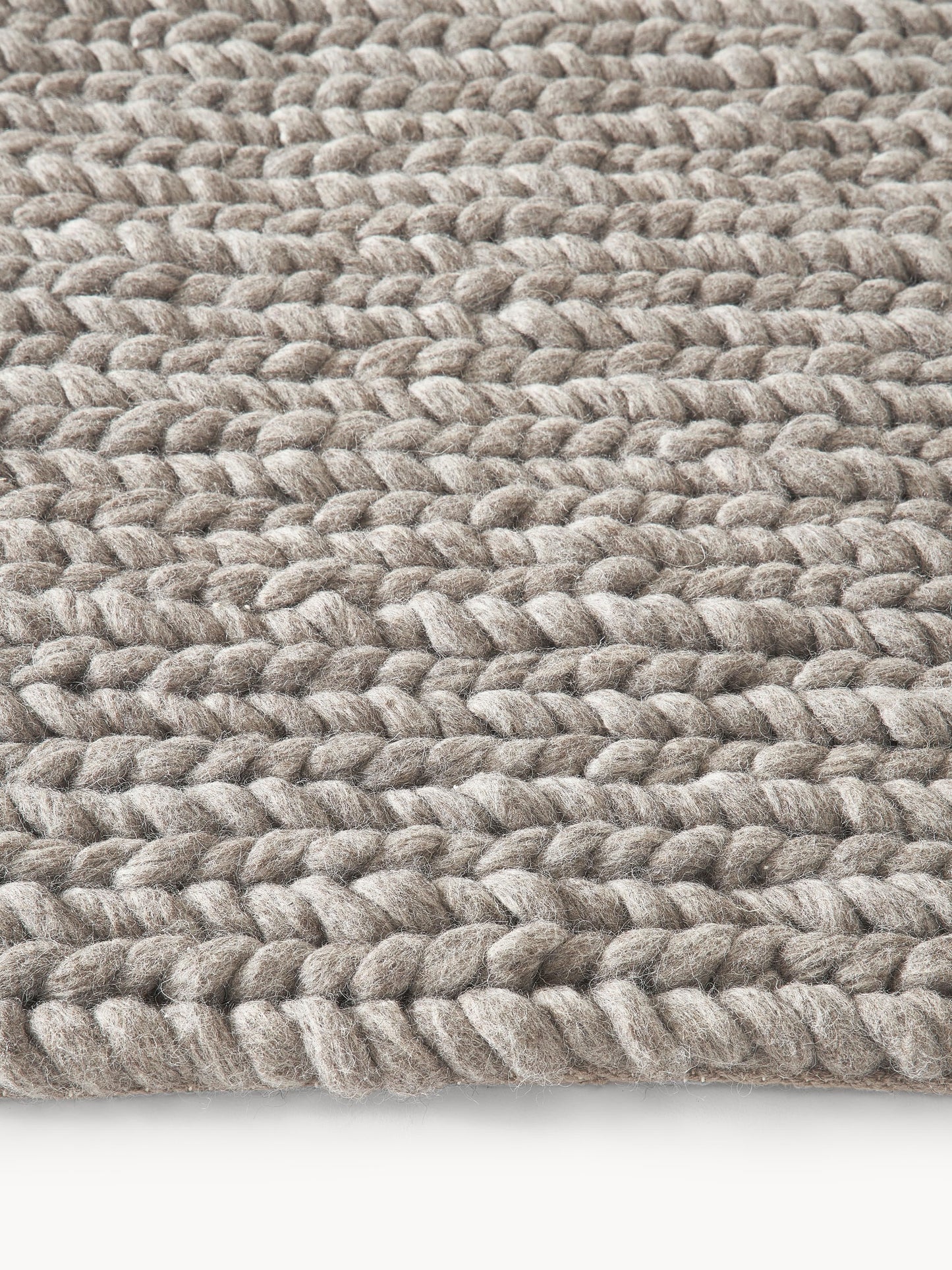 Warehamy Bruna Handmade Wool Rug, Braided Texture