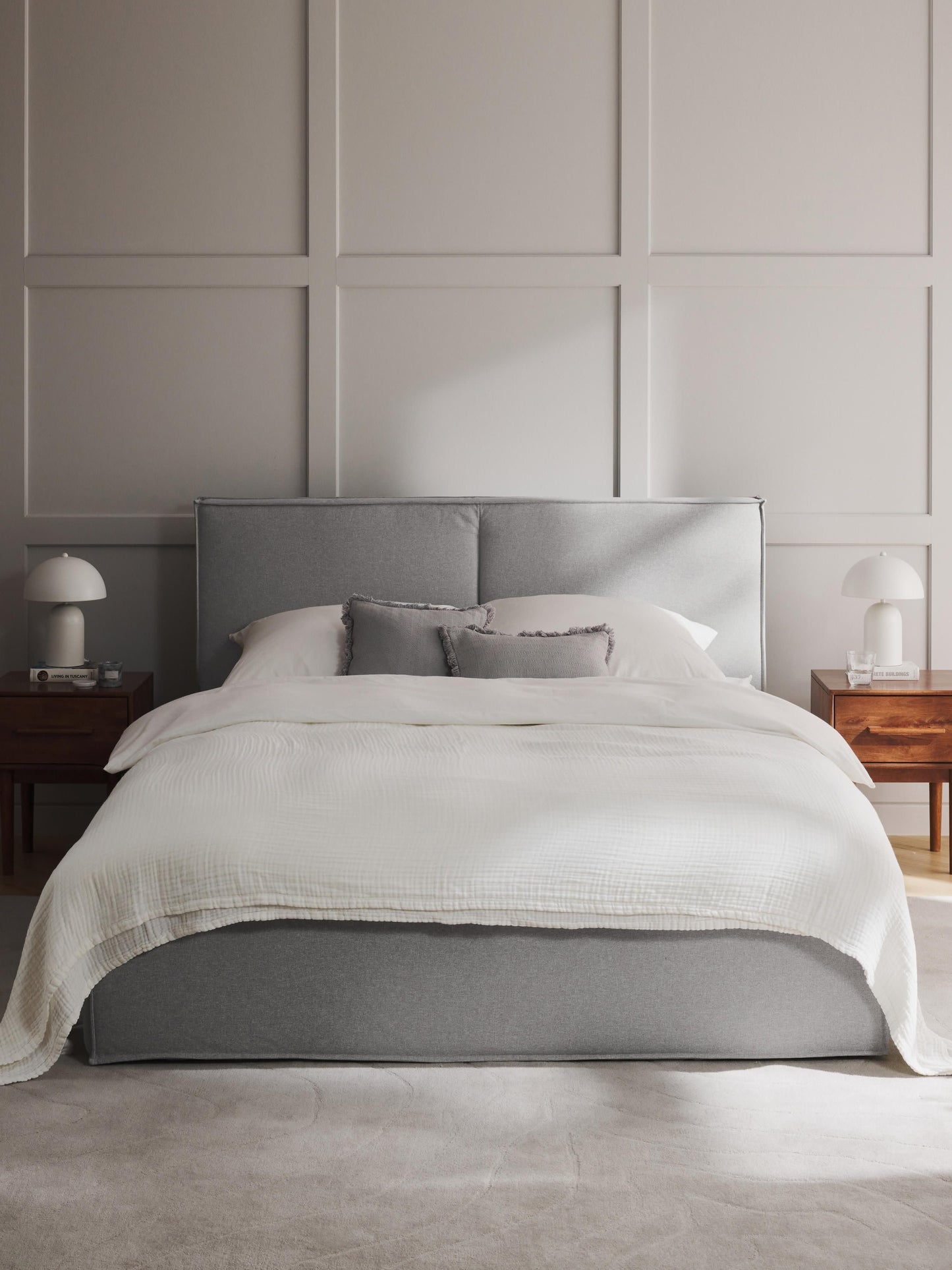 Warehamy Dream Bed, Upholstered, with Storage