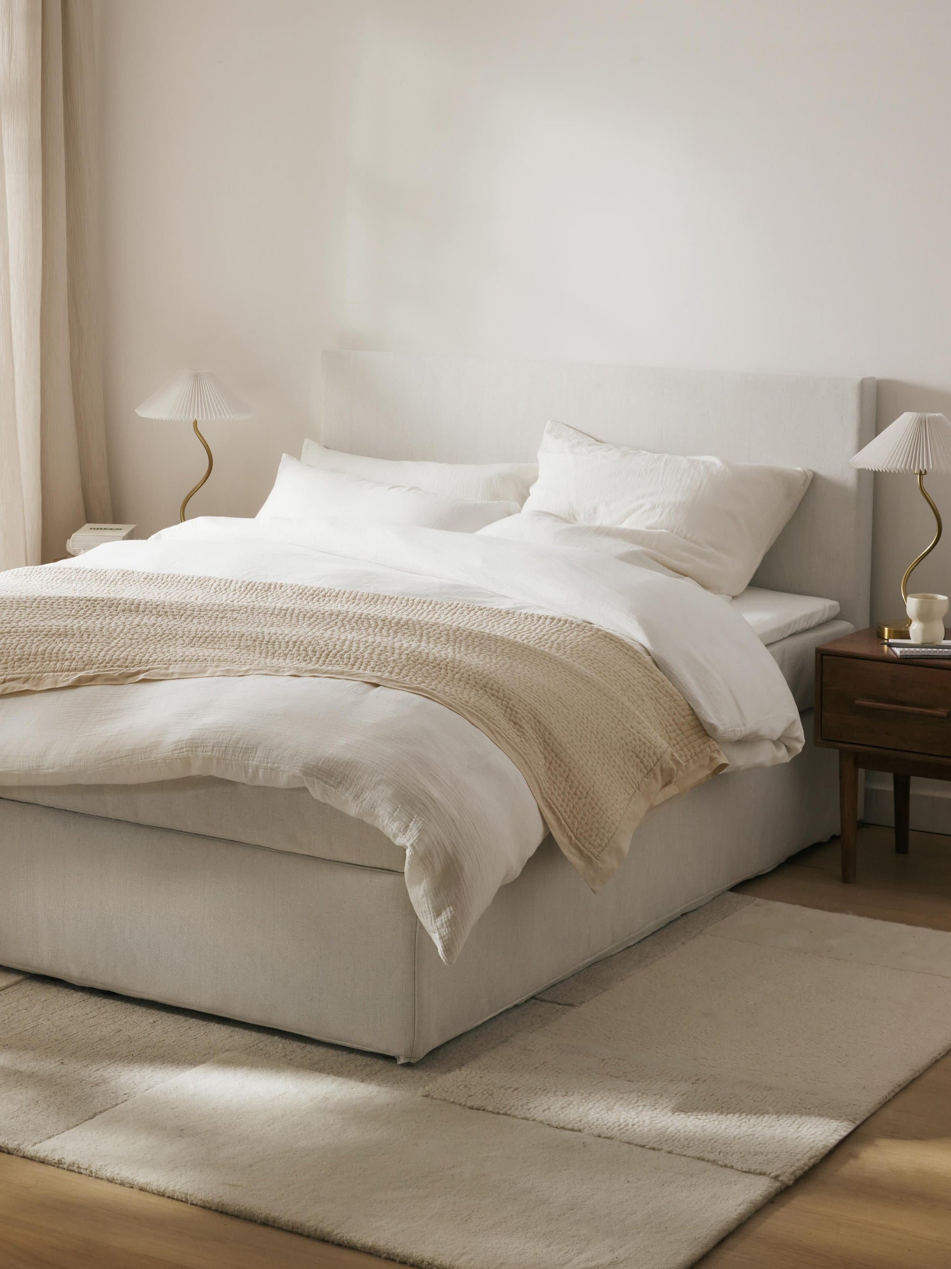 Warehamy Eliza Bed Frame, Box Spring