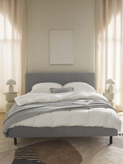 Warehamy Giulia Bed, Upholstered, with Wooden Feet