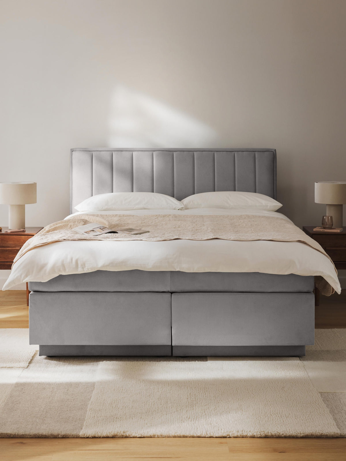 Warehamy Livia Bed with Storage, Box Spring