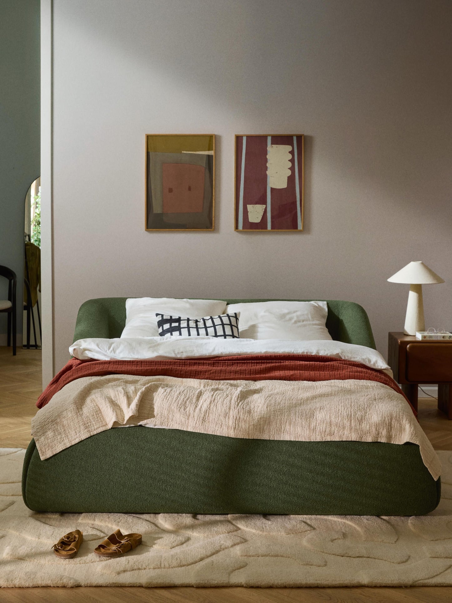 Warehamy Sofia Upholstered Bouclé Bed